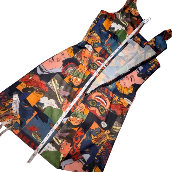✨$4 when bundled✨Comic book print dress - Picture 7 of 8